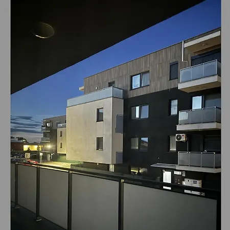 Apartmán Entire Available 15 Mins From Bratislava *