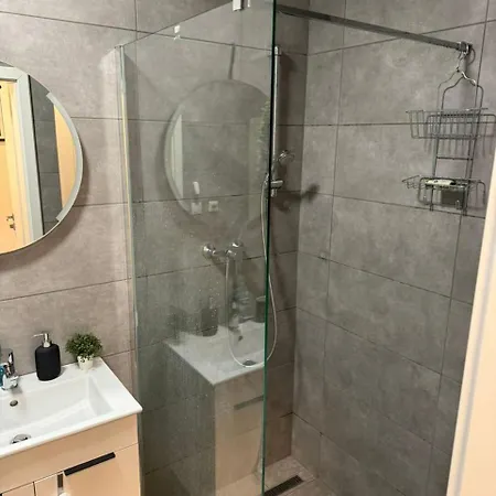 Entire Available 15 Mins From Bratislava Apartmán Janosikova